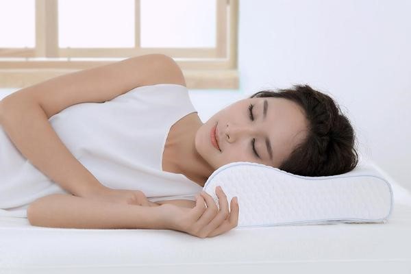 Gối cao su non nâng cao chất lượng giấc ngủ, sức khỏe.